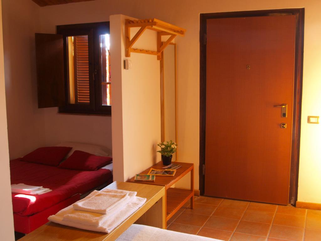 Agriturismo Becerca Vegan Serra San Quirico Exterior foto