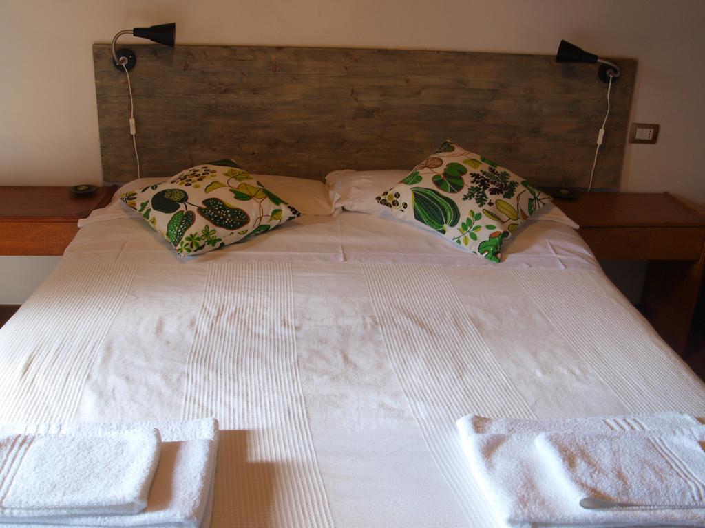 Agriturismo Becerca Vegan Serra San Quirico Exterior foto